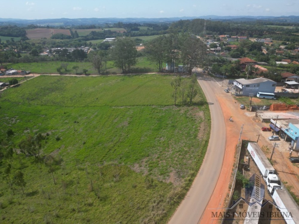 Terreno de 1.000m² com matricula e uma ótima localização - Ibiúna/SP
